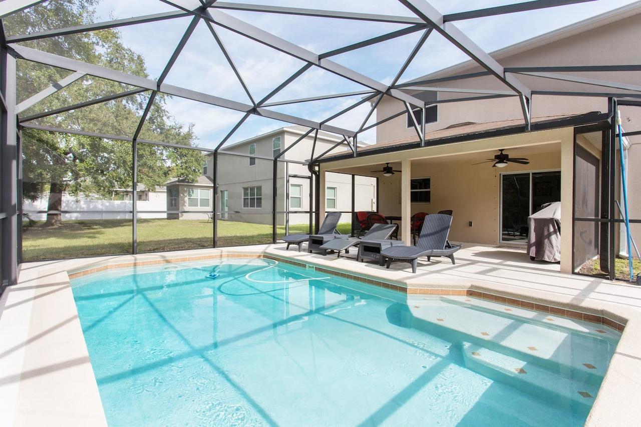 Modern 4 Bedroom House With Swimming Pool Clearwater Exteriör bild